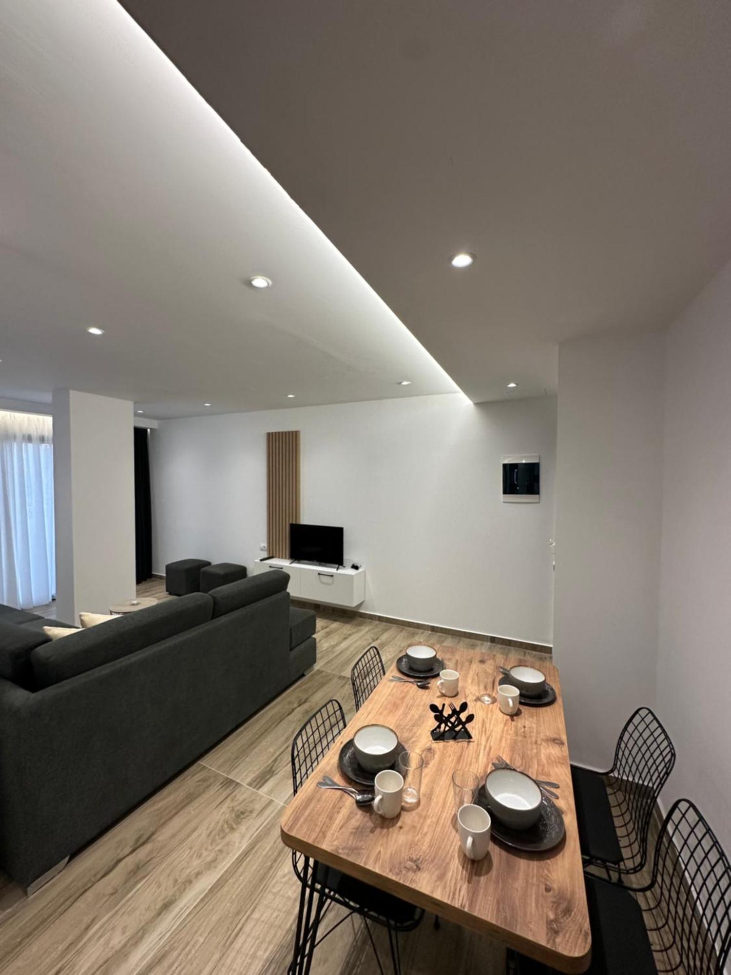 Io'S Apartments Саранда Екстер'єр фото